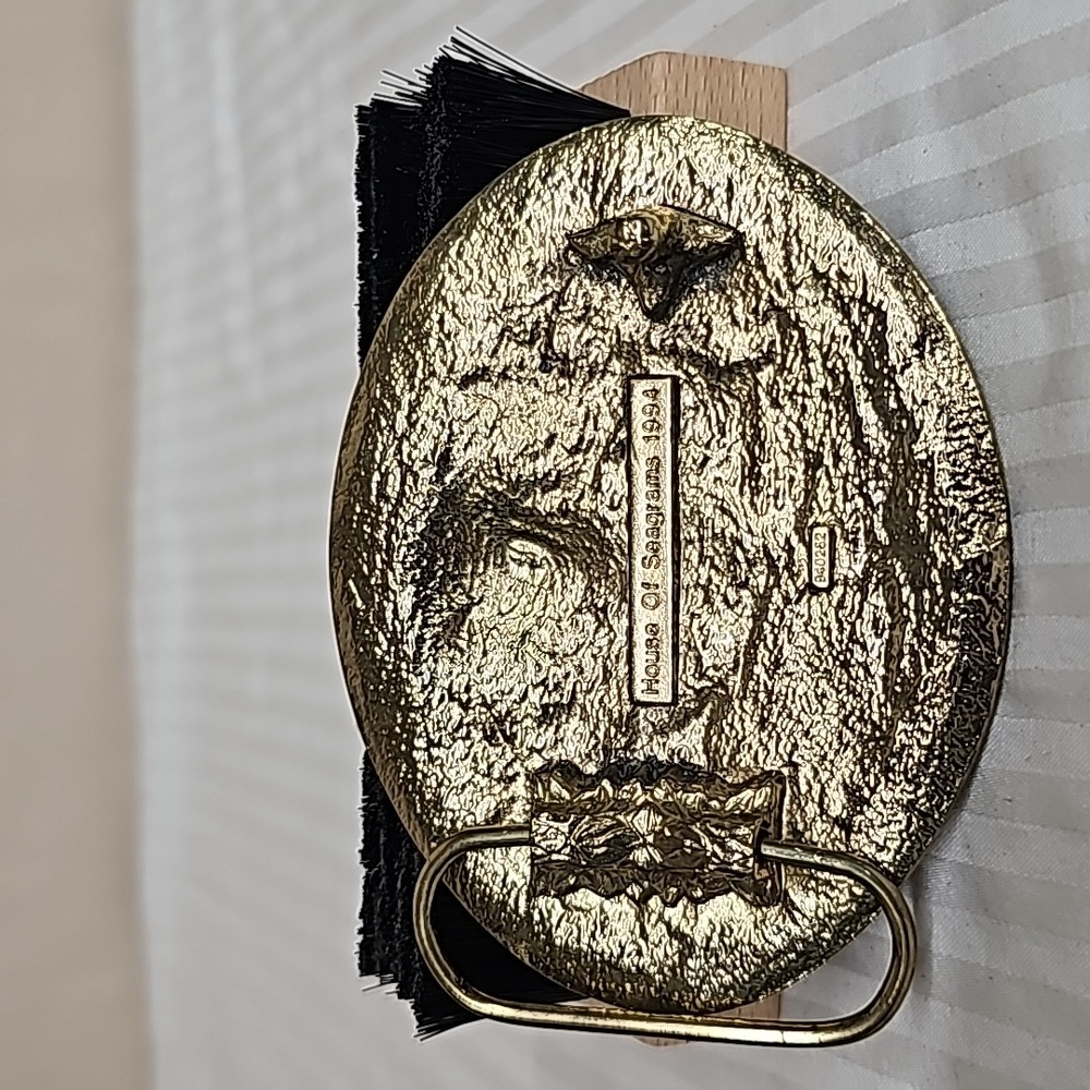 Black and Gold Belt Buckle - Picture 2 of 2